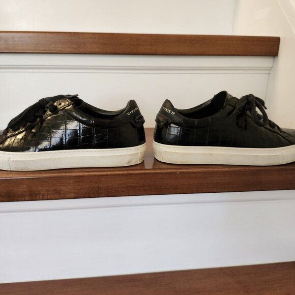 Givenchy women's black leather sneakers in size 36.5 - Picture 5 of 12